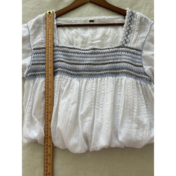 Free People Shirt Small Smocked Yoke Embroidered Cropped Airy Coastal Casual - Picture 5 of 11
